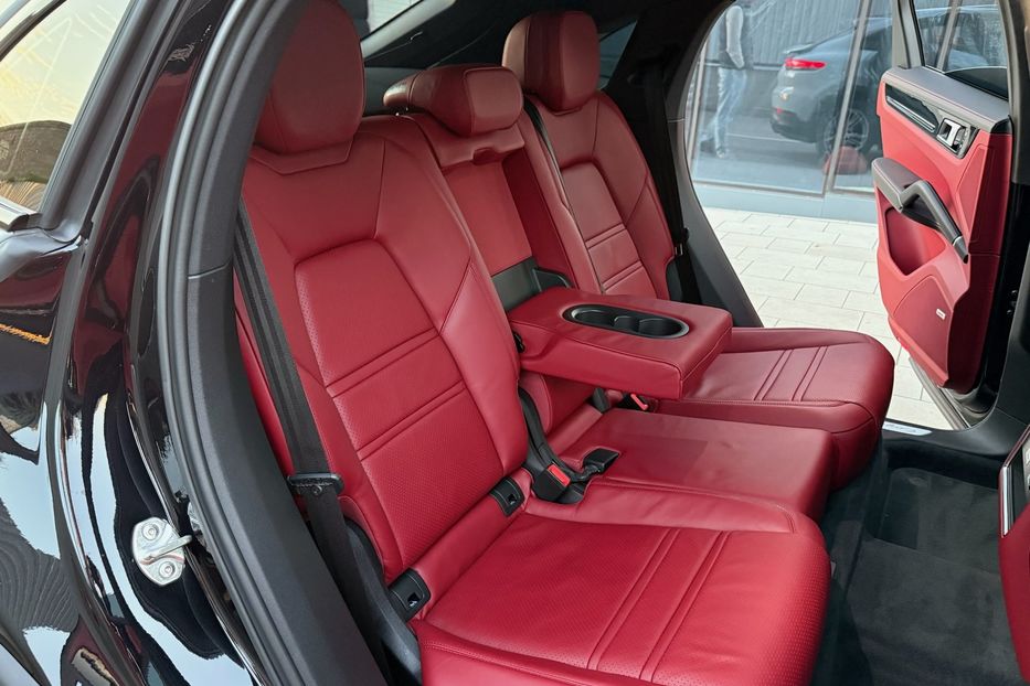 Продам Porsche Cayenne COUPE  2019 года в Киеве