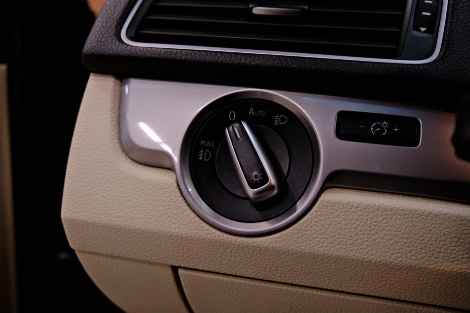 Продам Volkswagen Passat B7 NMS 2015 года в Одессе