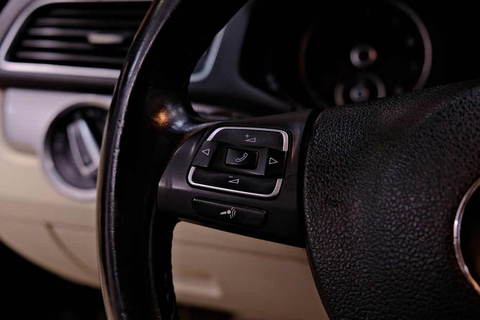 Продам Volkswagen Passat B7 NMS 2015 года в Одессе