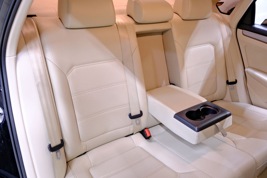 Продам Volkswagen Passat B7 NMS 2015 года в Одессе