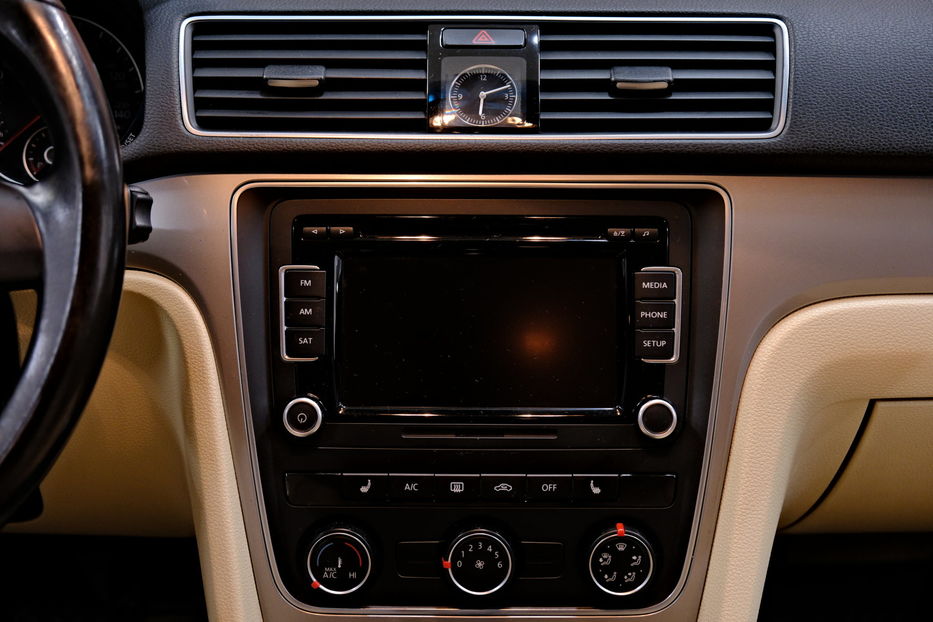 Продам Volkswagen Passat B7 NMS 2015 года в Одессе