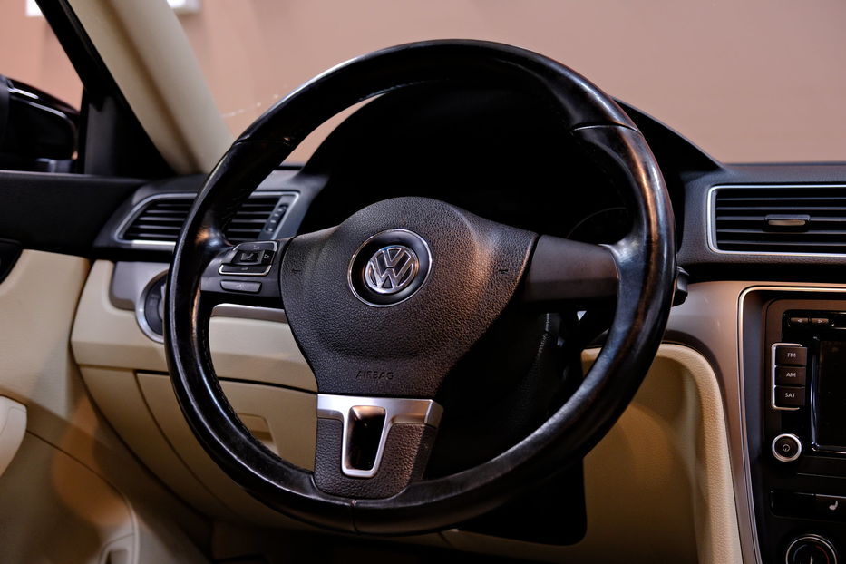 Продам Volkswagen Passat B7 NMS 2015 года в Одессе