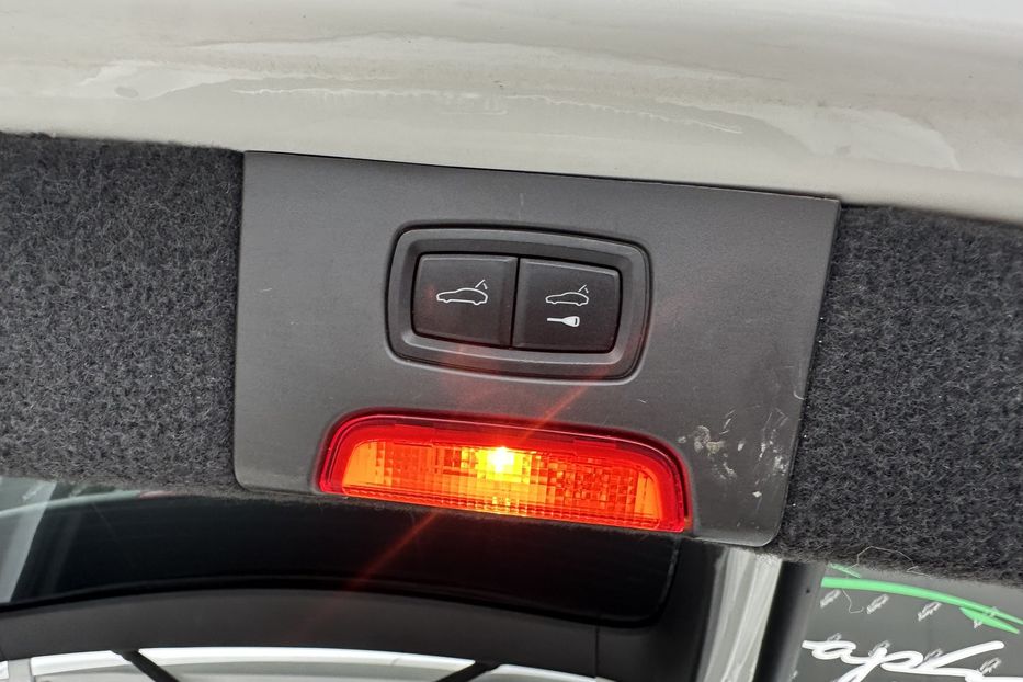 Продам Porsche Cayenne S 2016 года в Киеве