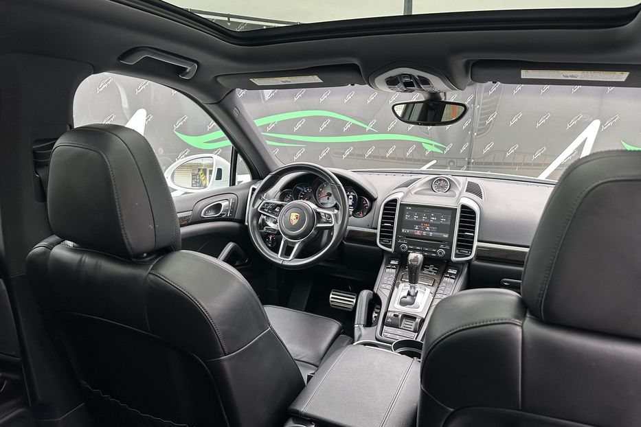 Продам Porsche Cayenne S 2016 года в Киеве