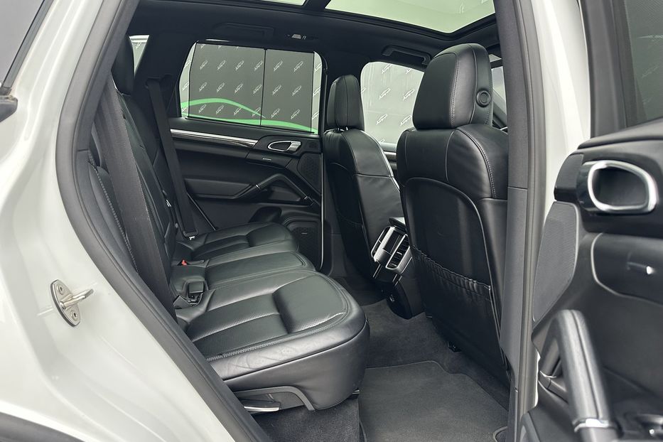 Продам Porsche Cayenne S 2016 года в Киеве