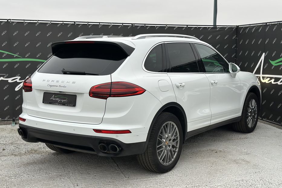 Продам Porsche Cayenne S 2016 года в Киеве