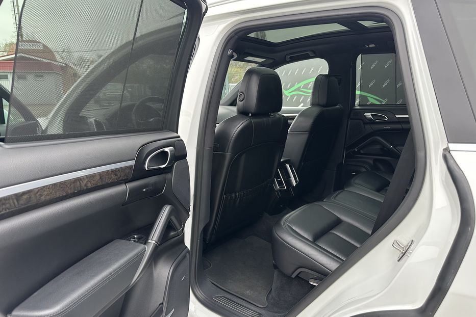 Продам Porsche Cayenne S 2016 года в Киеве