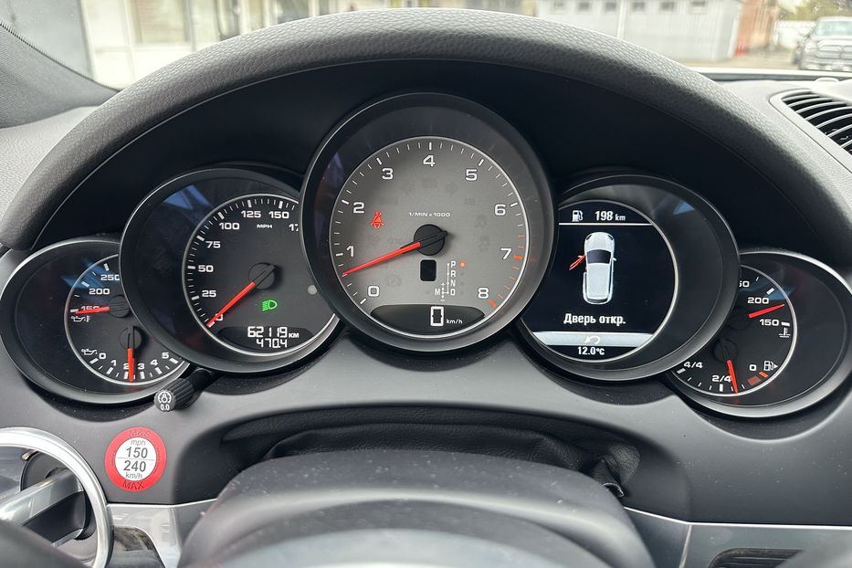 Продам Porsche Cayenne S 2016 года в Киеве