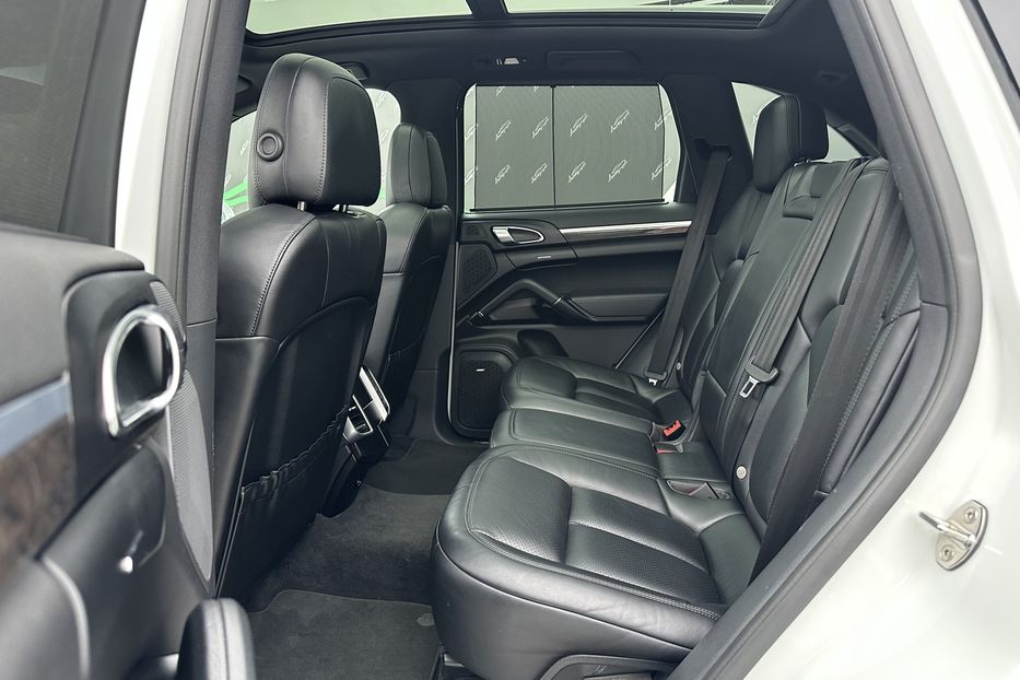 Продам Porsche Cayenne S 2016 года в Киеве