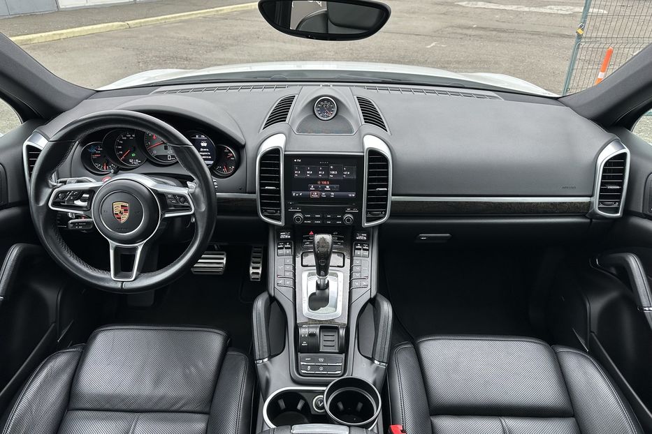 Продам Porsche Cayenne S 2016 года в Киеве