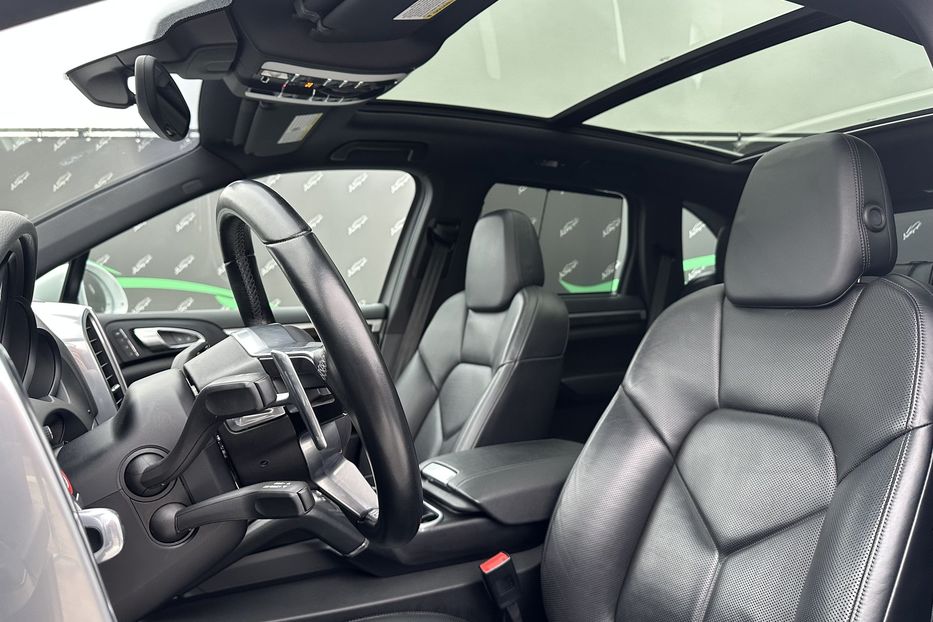 Продам Porsche Cayenne S 2016 года в Киеве