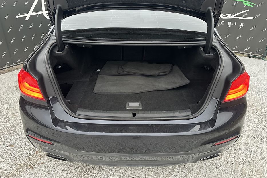 Продам BMW 530 E Plug in Hybrid 2018 года в Киеве