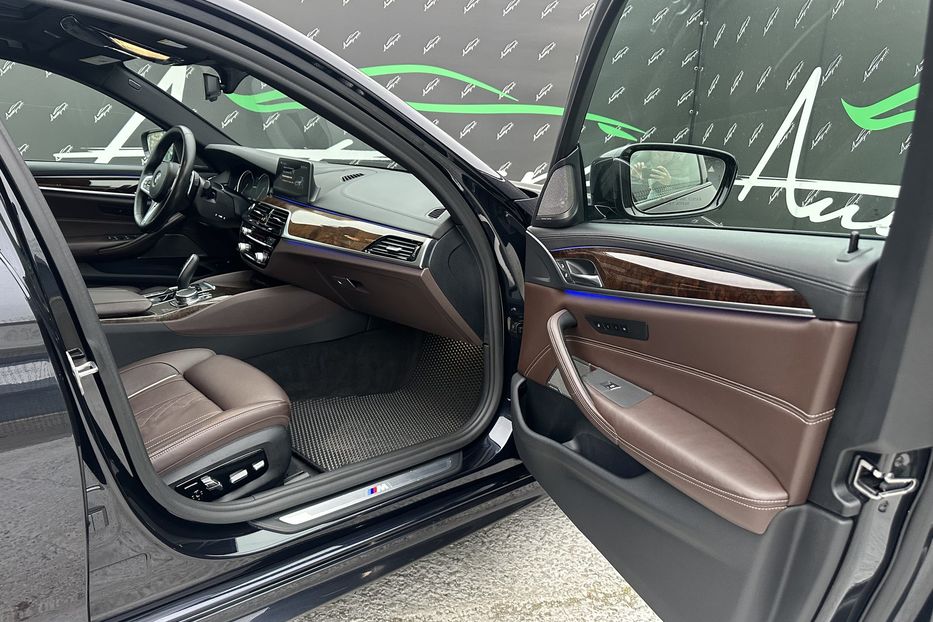 Продам BMW 530 E Plug in Hybrid 2018 года в Киеве