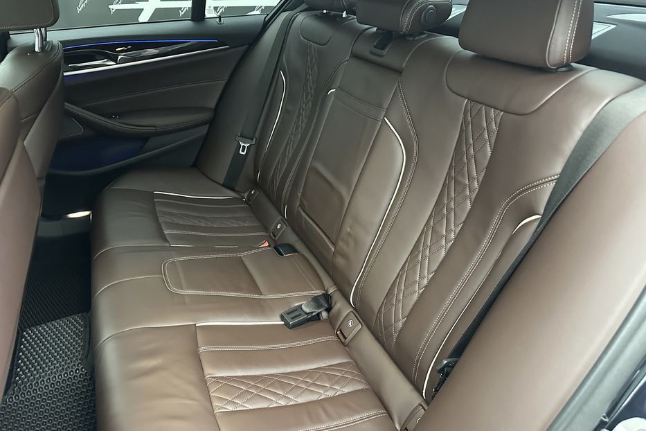 Продам BMW 530 E Plug in Hybrid 2018 года в Киеве