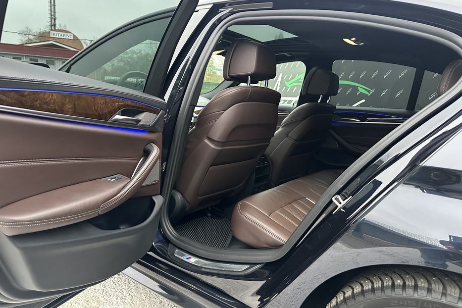 Продам BMW 530 E Plug in Hybrid 2018 года в Киеве