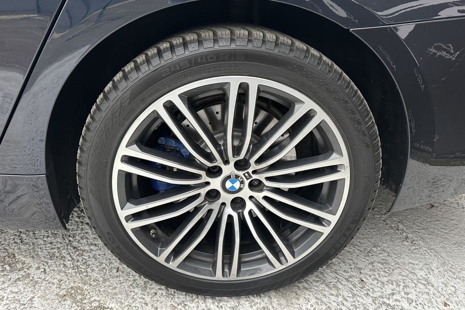 Продам BMW 530 E Plug in Hybrid 2018 года в Киеве