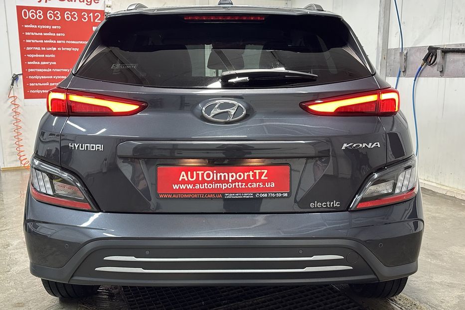 Продам Hyundai Kona 64кВт Проекція Підігрів сидінь 2022 года в Львове