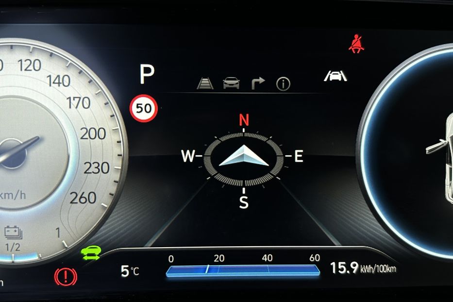 Продам Hyundai Kona 64кВт Проекція Підігрів сидінь 2022 года в Львове