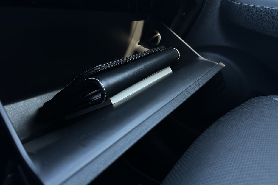 Продам Hyundai Kona 64кВт Проекція Підігрів сидінь 2022 года в Львове