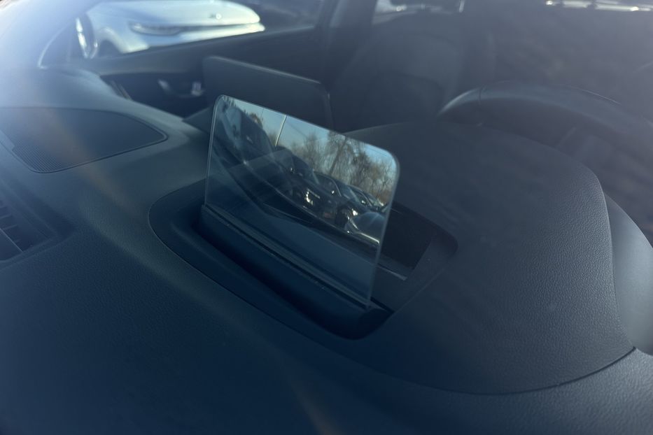 Продам Hyundai Kona 64кВт Проекція Підігрів сидінь 2022 года в Львове