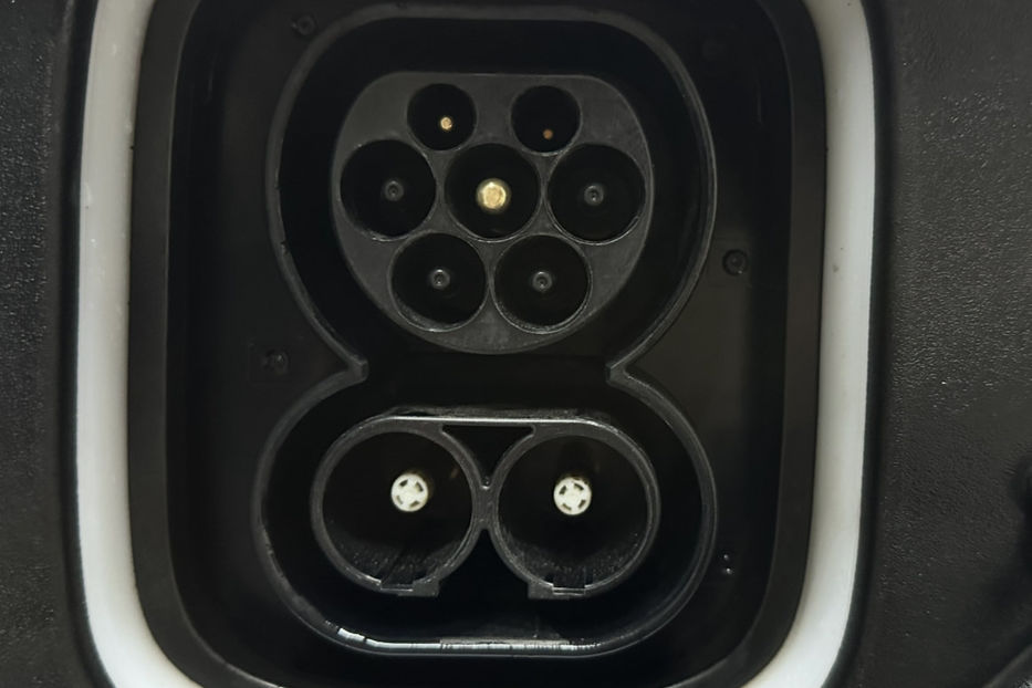 Продам Hyundai Kona 64кВт Проекція Підігрів сидінь 2022 года в Львове