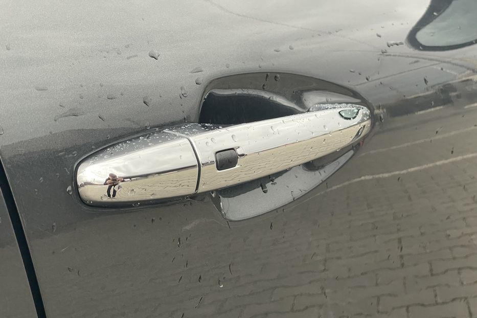 Продам Kia Niro 64 kw м.Львів 2021 года в Львове