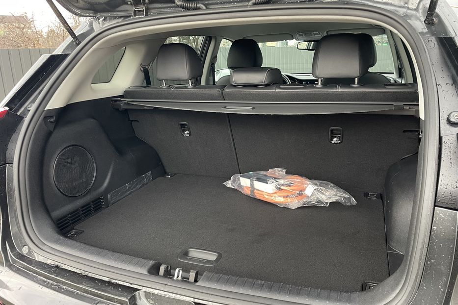 Продам Kia Niro 64 kw м.Львів 2021 года в Львове