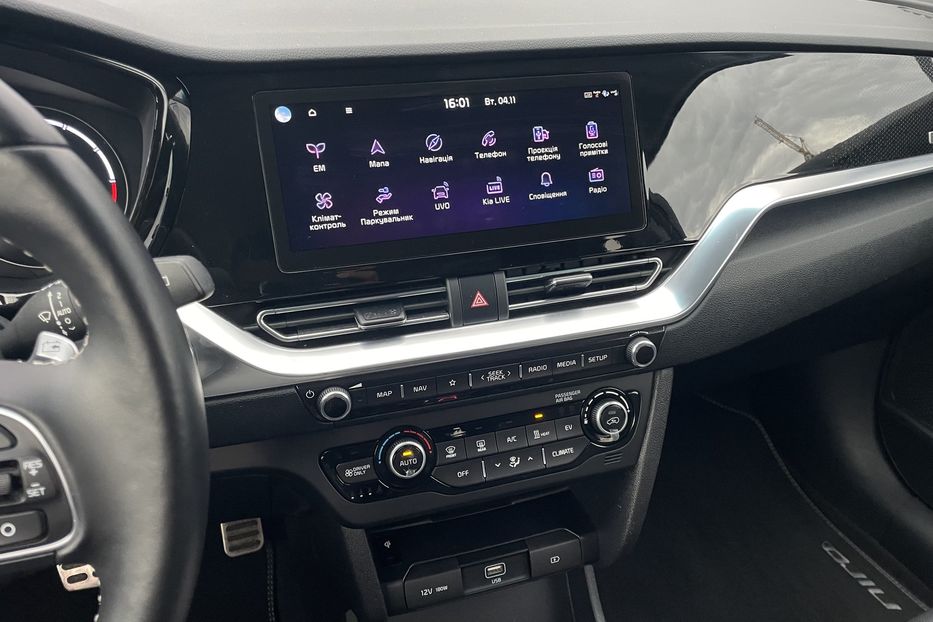 Продам Kia Niro 64 kw м.Львів 2021 года в Львове