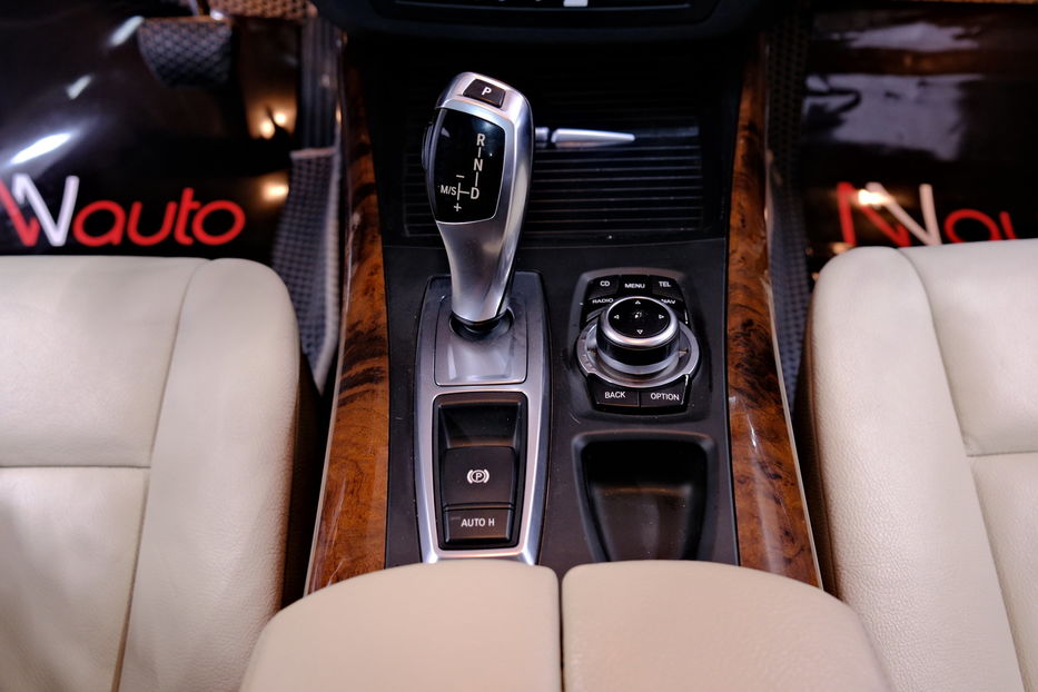 Продам BMW X5 2012 года в Одессе