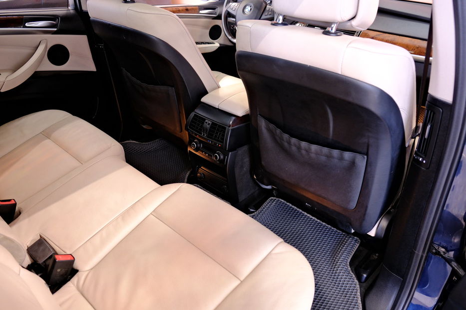 Продам BMW X5 2012 года в Одессе