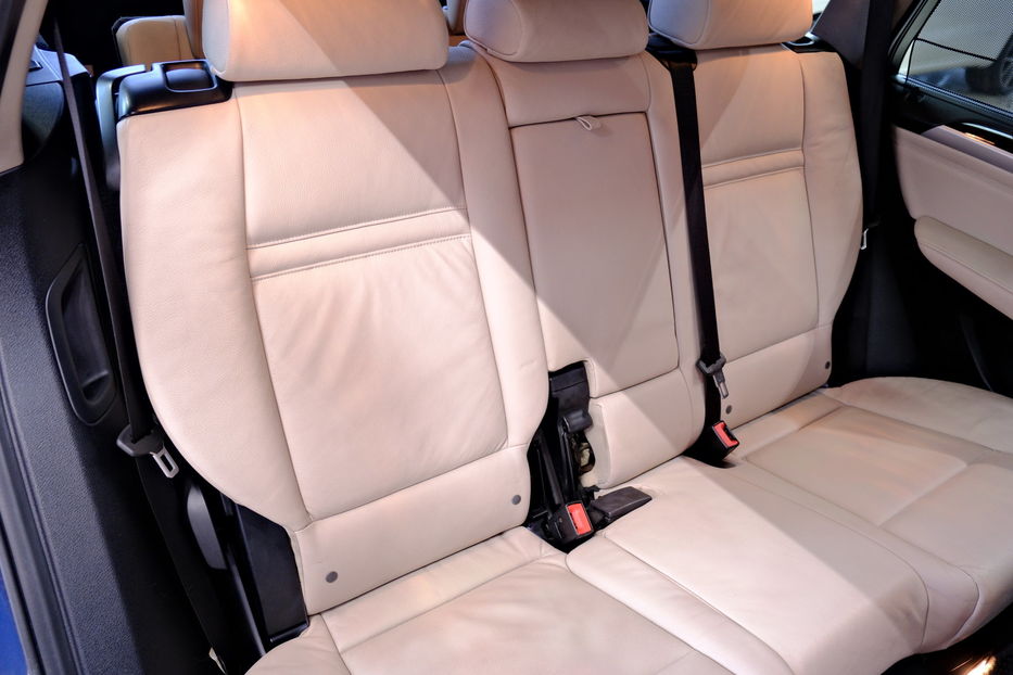 Продам BMW X5 2012 года в Одессе