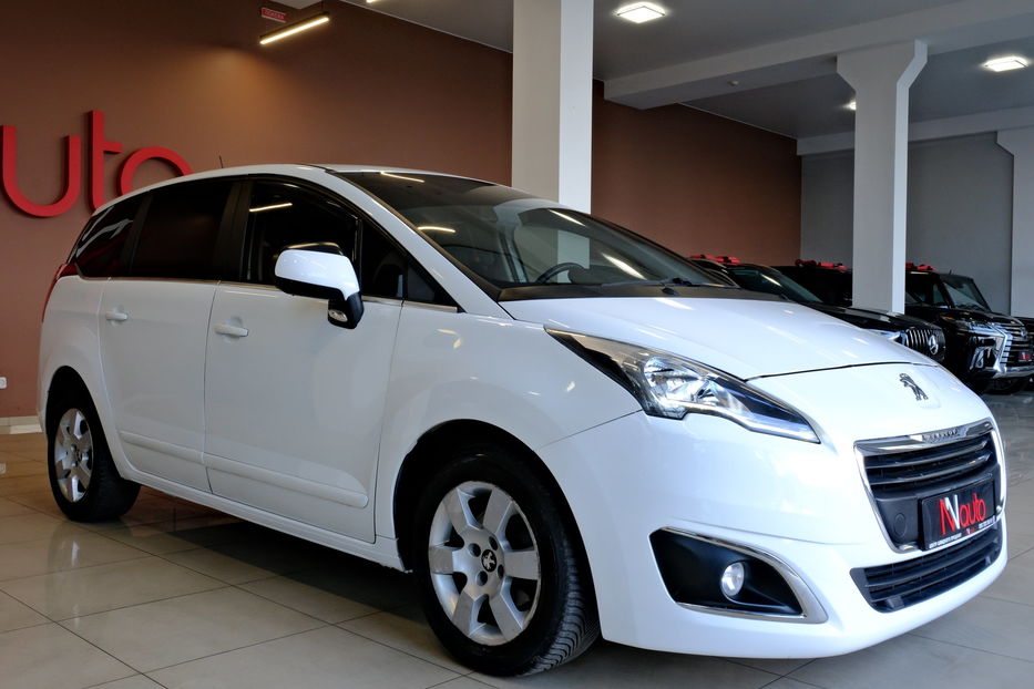 Продам Peugeot 5008 2014 года в Одессе