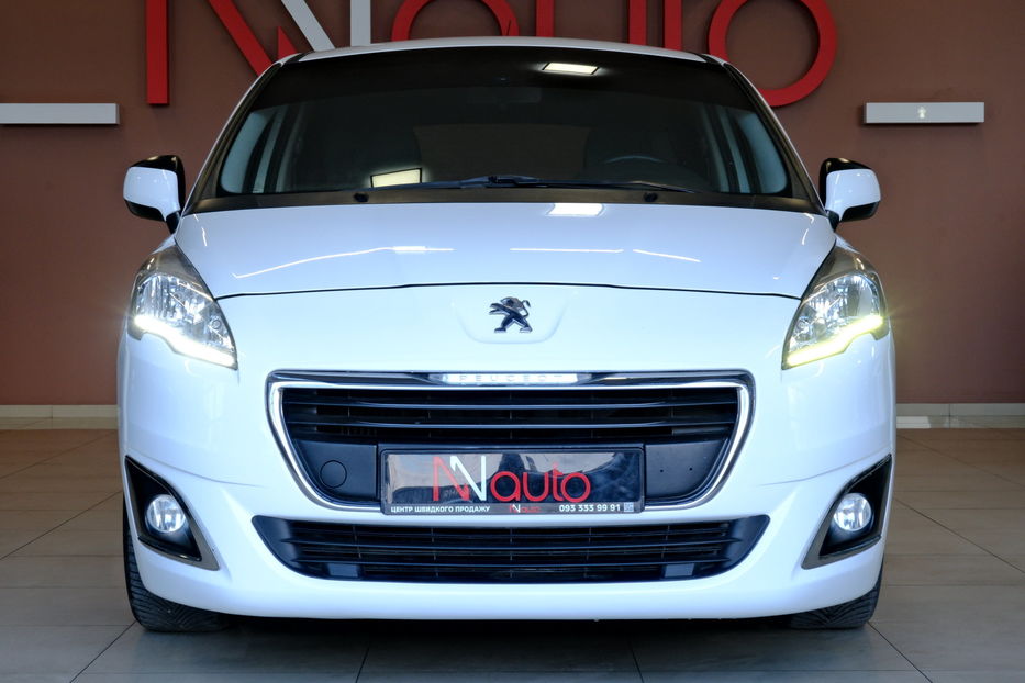 Продам Peugeot 5008 2014 года в Одессе