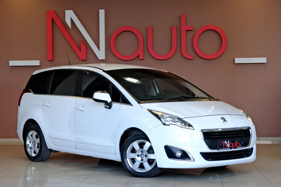 Продам Peugeot 5008 2014 года в Одессе