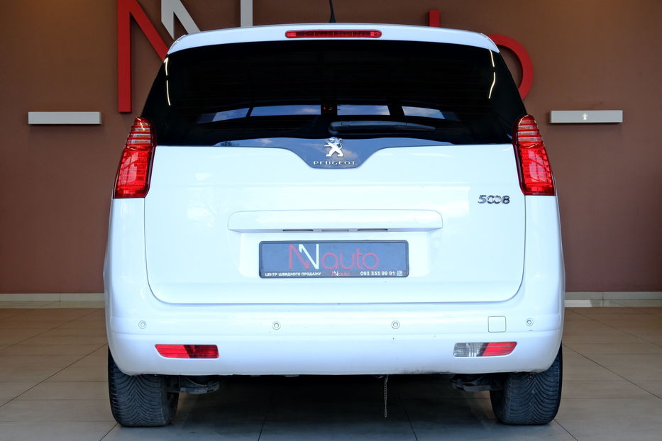Продам Peugeot 5008 2014 года в Одессе