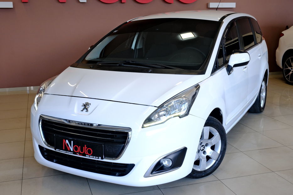 Продам Peugeot 5008 2014 года в Одессе