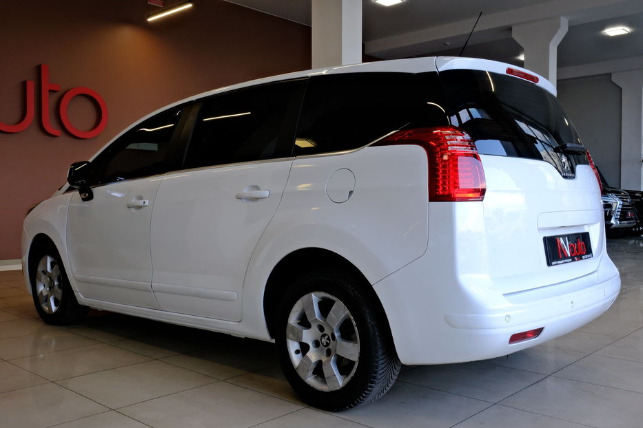 Продам Peugeot 5008 2014 года в Одессе