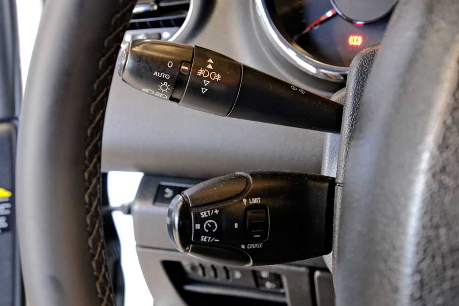 Продам Peugeot 5008 2014 года в Одессе