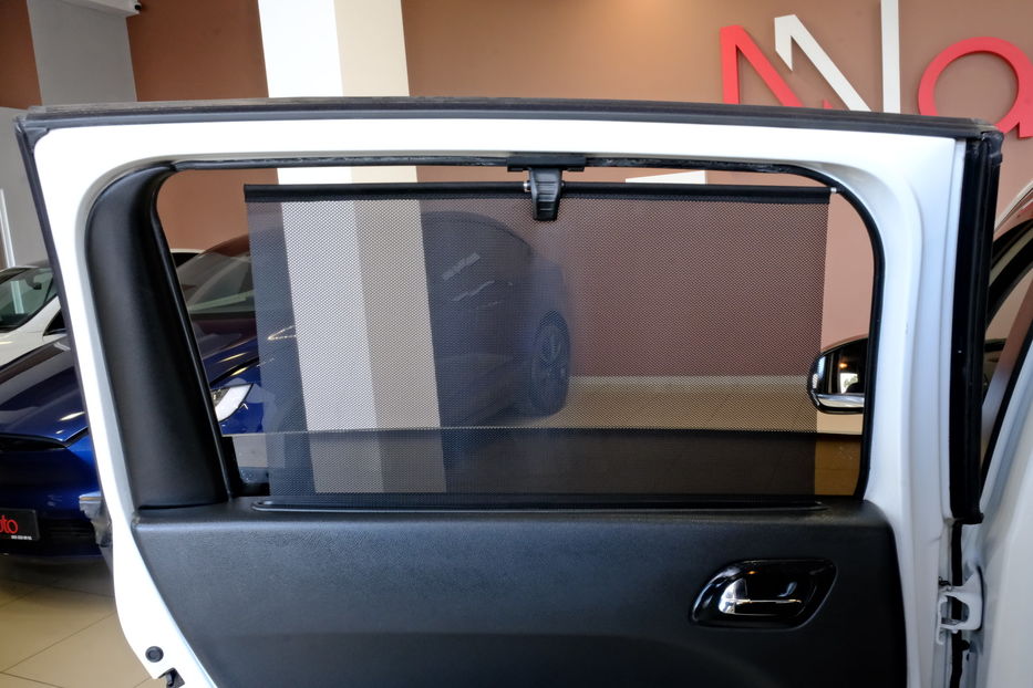 Продам Peugeot 5008 2014 года в Одессе