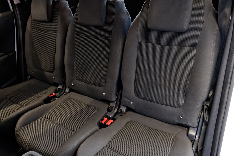 Продам Peugeot 5008 2014 года в Одессе