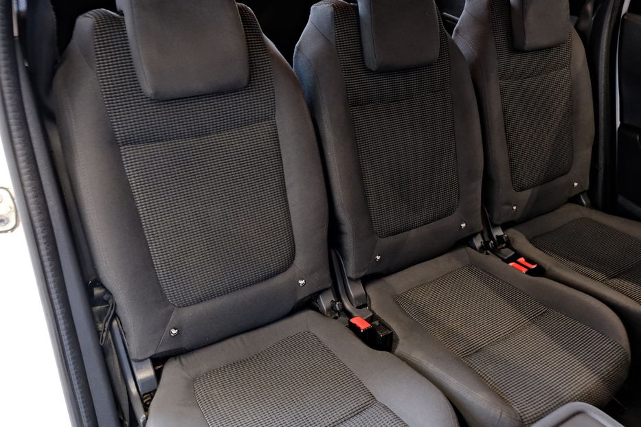 Продам Peugeot 5008 2014 года в Одессе