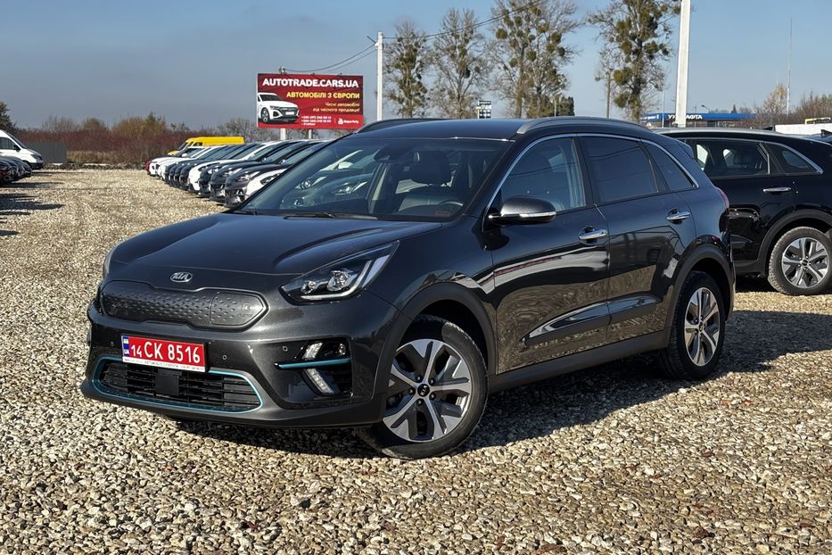 Продам Kia Niro 64 kw м.Львів 2021 года в Львове