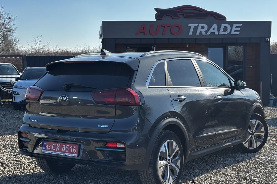 Продам Kia Niro 64 kw м.Львів 2021 года в Львове