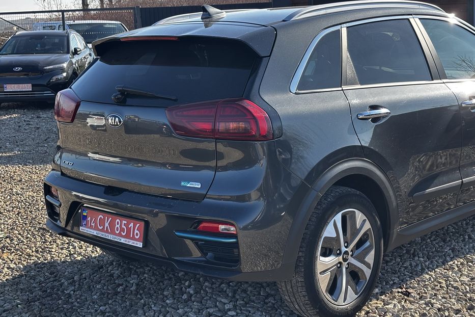 Продам Kia Niro 64 kw м.Львів 2021 года в Львове
