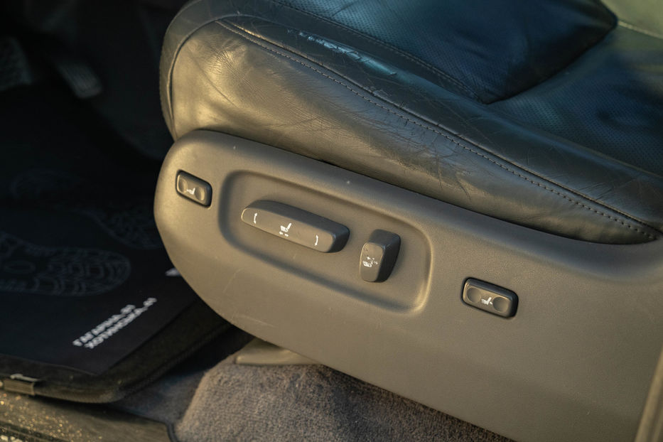 Продам Lexus LX 570 2008 года в Черновцах