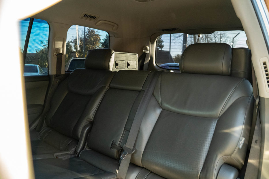 Продам Lexus LX 570 2008 года в Черновцах
