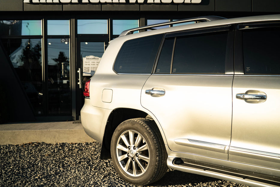 Продам Lexus LX 570 2008 года в Черновцах