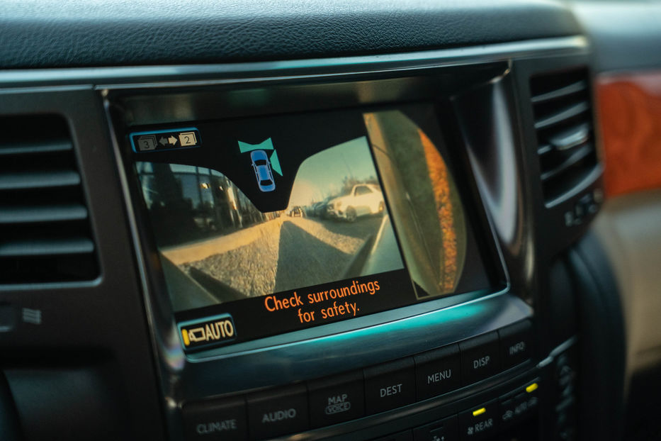 Продам Lexus LX 570 2008 года в Черновцах