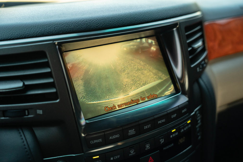 Продам Lexus LX 570 2008 года в Черновцах