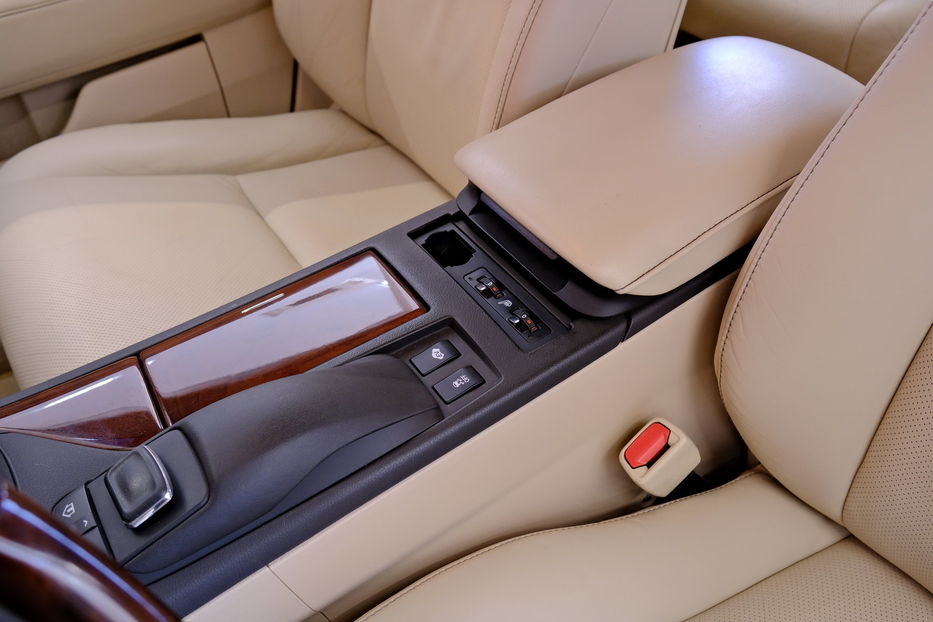 Продам Lexus RX 450 Hybrid 2014 года в Одессе